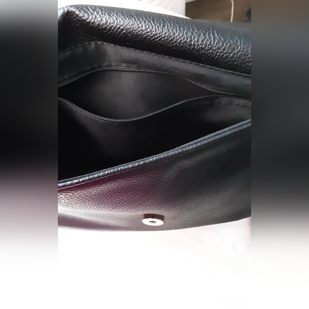 NWT BEVERLY HILLS POLO CLUB BLACK CROSSBODY PURSE - Picture 4 of 6